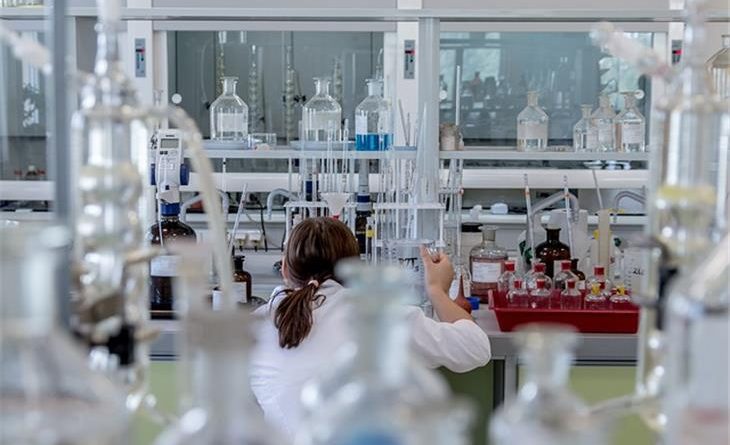 Laboratory accessories
