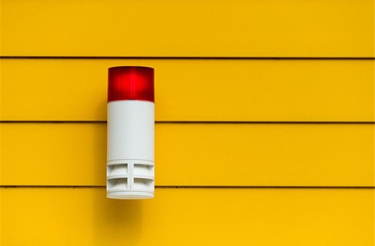 Medical safety sound and light alarm detection system