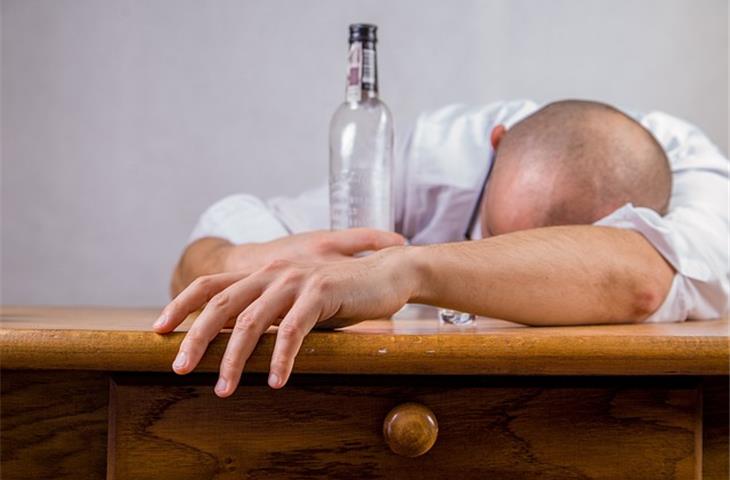 Alcohol wear tester